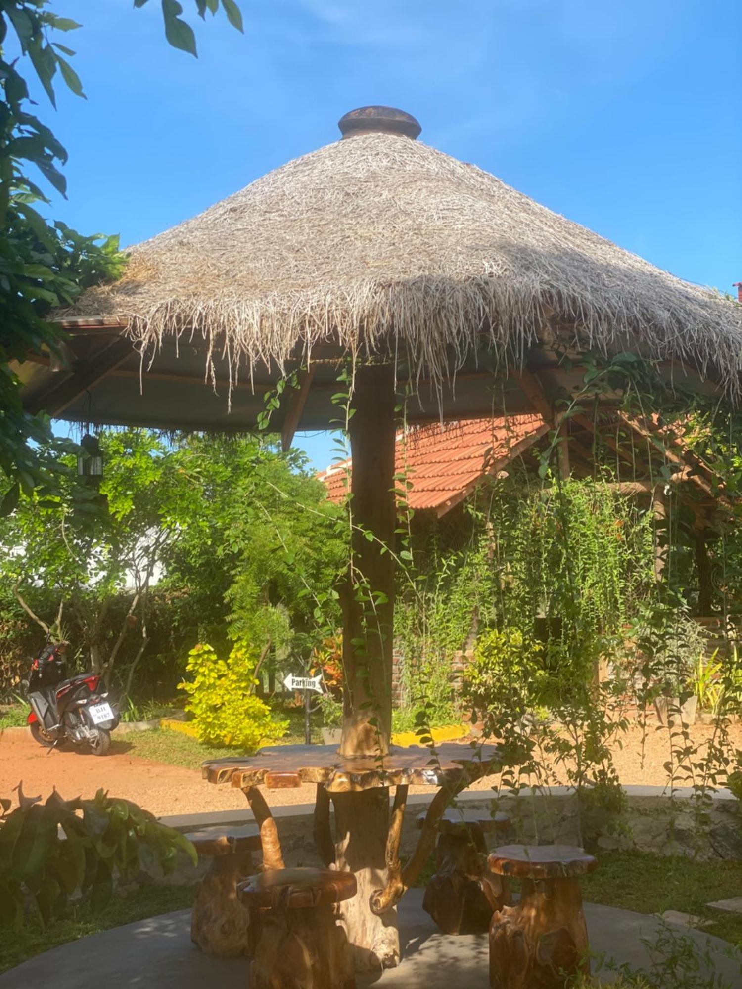 Hotel Hanguk Villa Dambulla Exterior foto